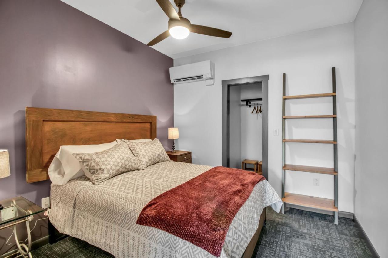 Webber Hotel Lyndonville Экстерьер фото