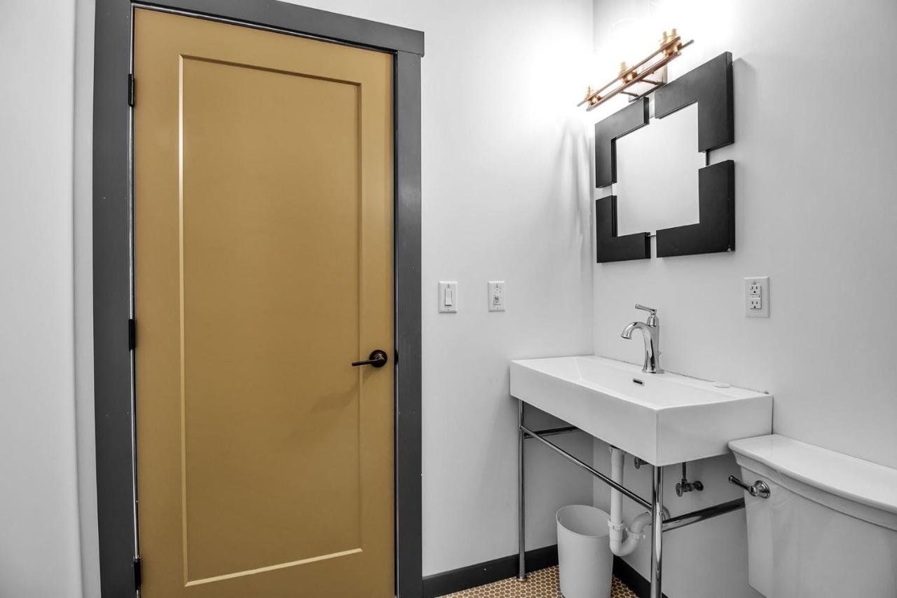 Webber Hotel Lyndonville Экстерьер фото